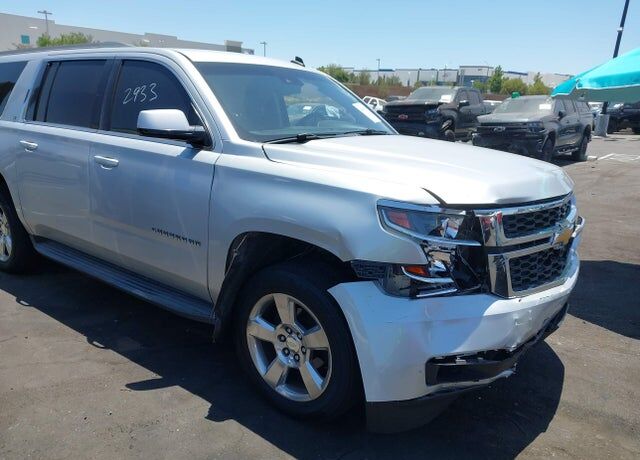 2015 CHEVROLET Suburban