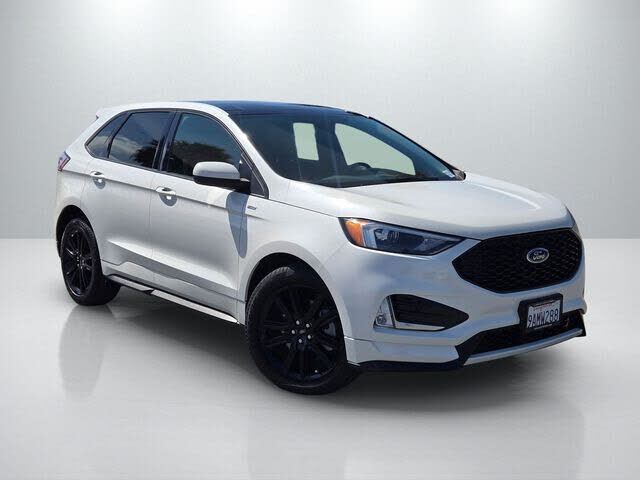 2022 FORD Edge