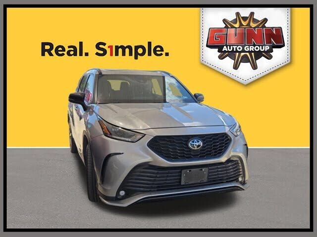 2022 TOYOTA Highlander