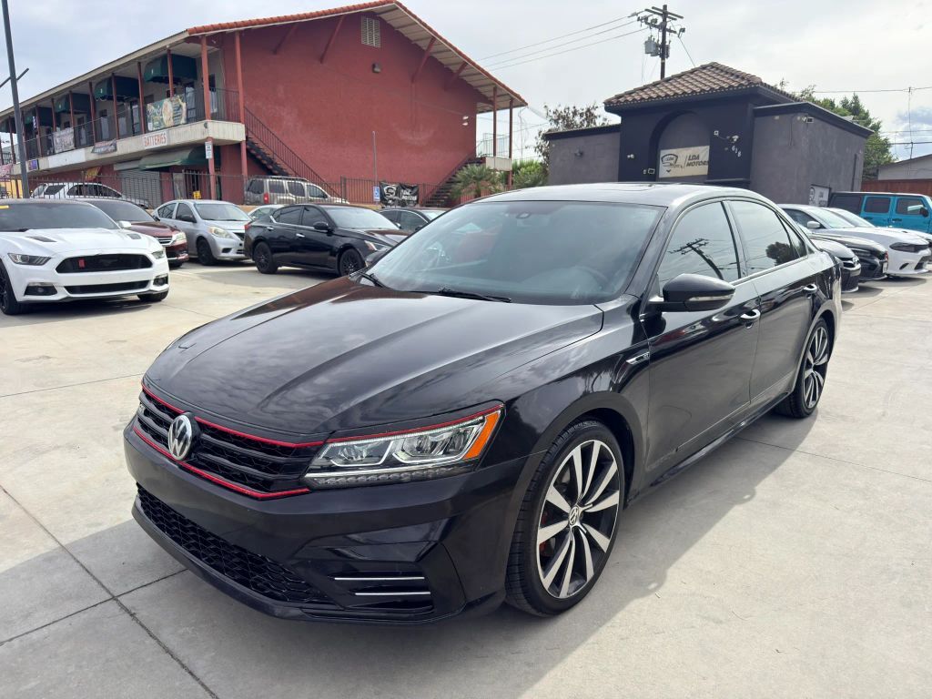 2018 VOLKSWAGEN Passat