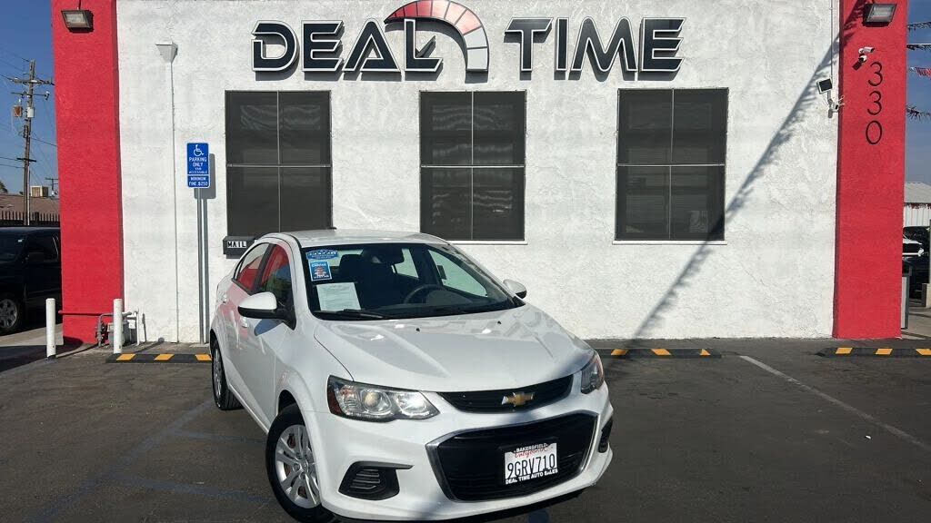 2017 CHEVROLET Sonic