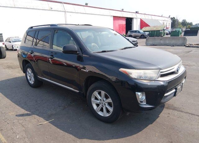 2011 TOYOTA Highlander