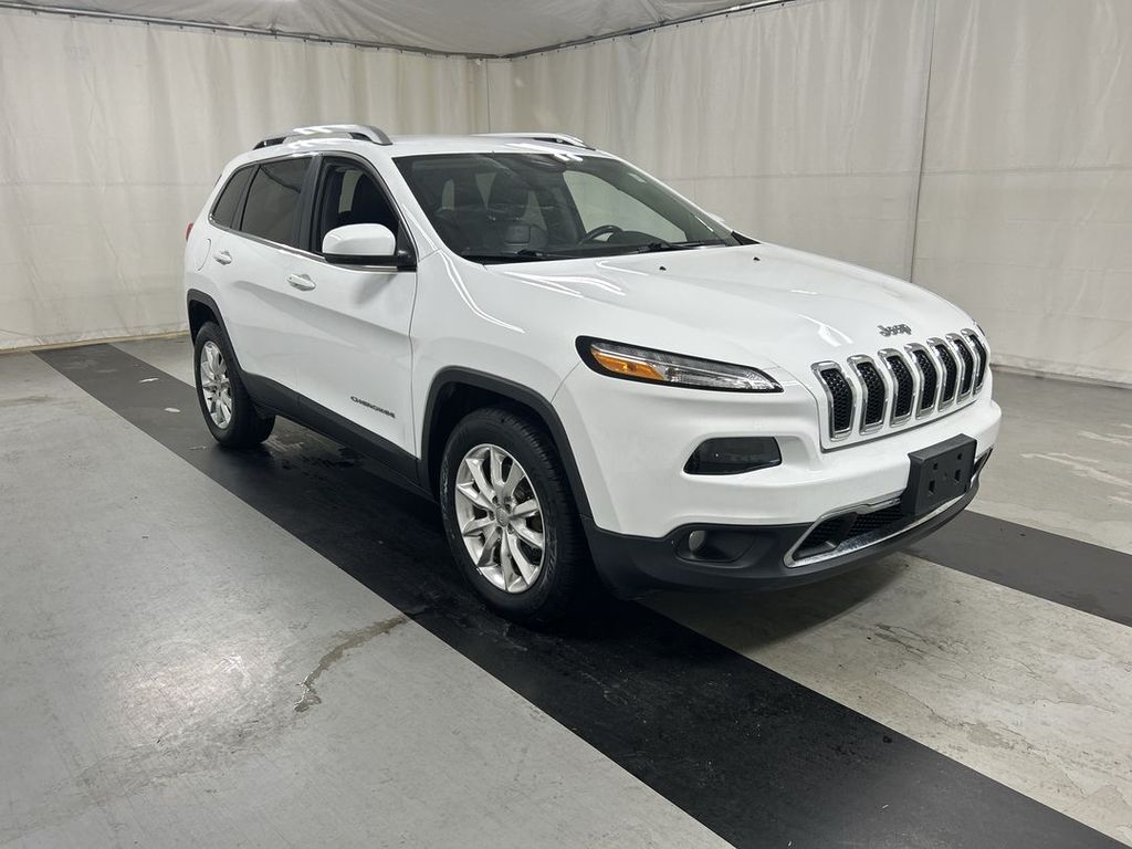 2017 JEEP Cherokee