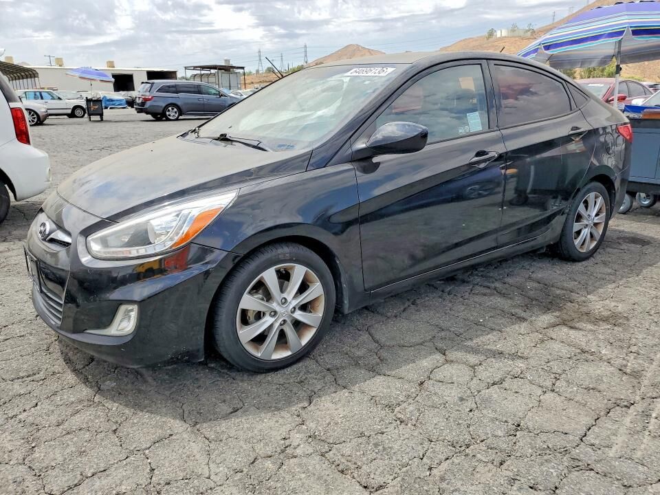 2014 HYUNDAI Accent