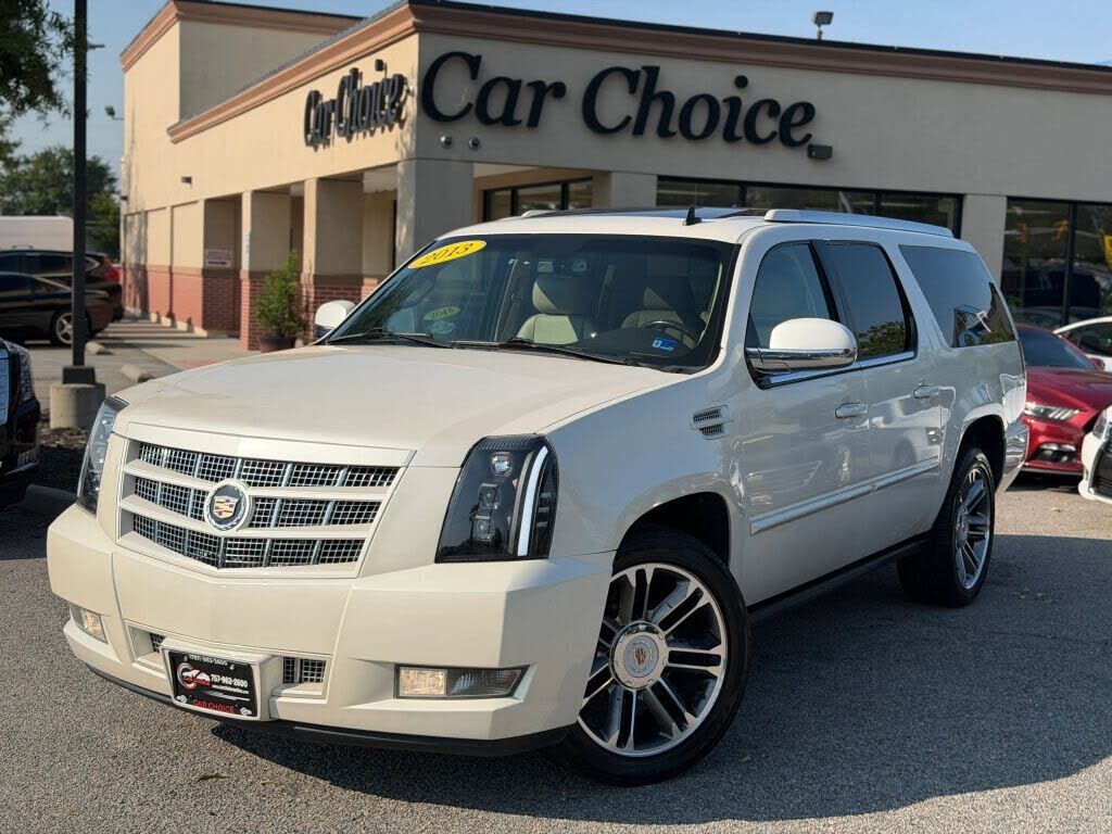 2013 CADILLAC Escalade
