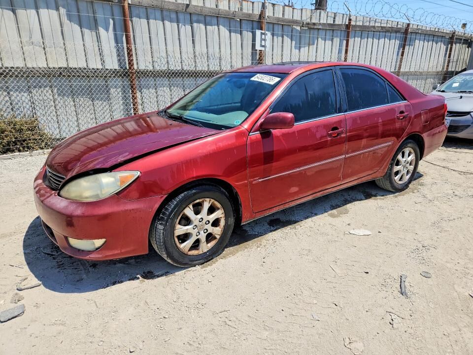 2005 TOYOTA Camry