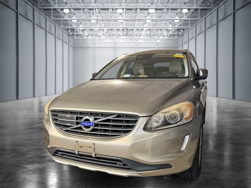 2015 VOLVO XC60