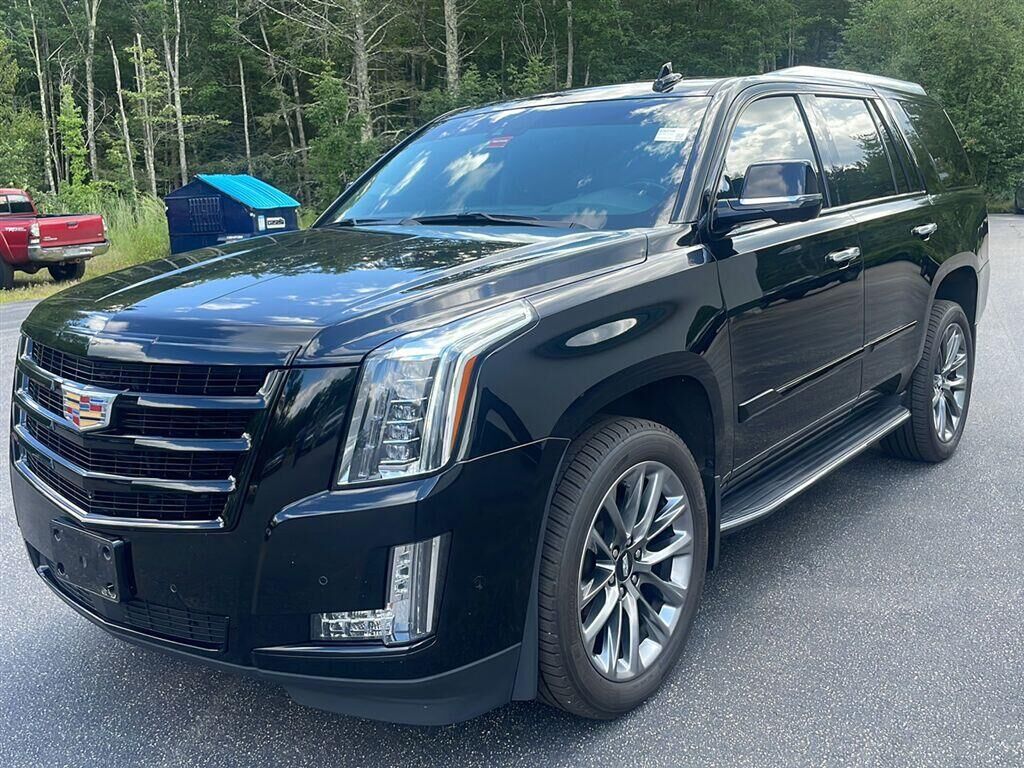 2020 CADILLAC Escalade