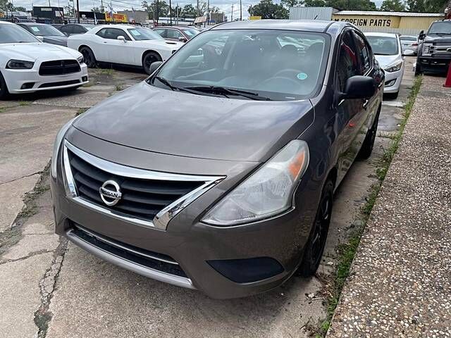 2015 NISSAN Versa