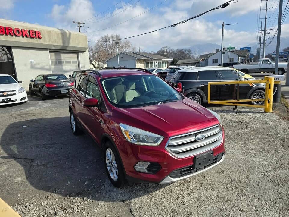2017 FORD Escape