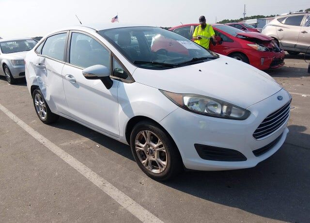 2016 FORD Fiesta