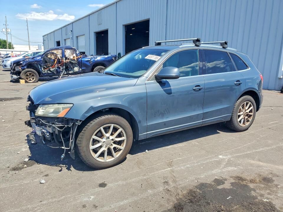 2009 AUDI Q5