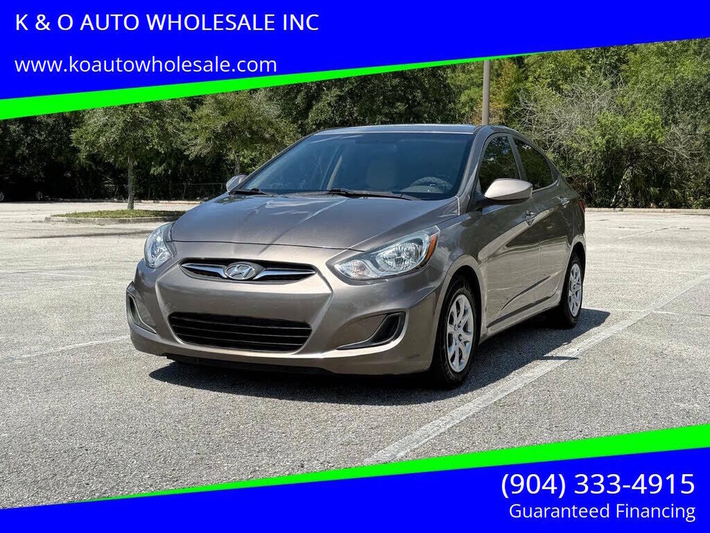 2013 HYUNDAI Accent
