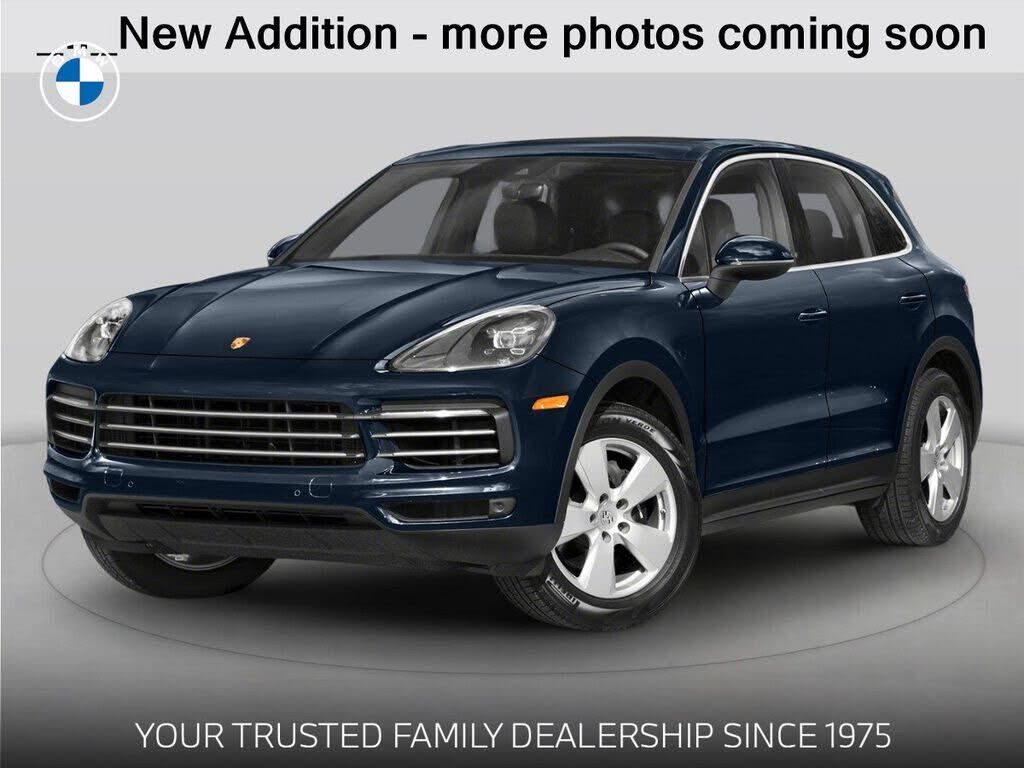 2022 PORSCHE Cayenne