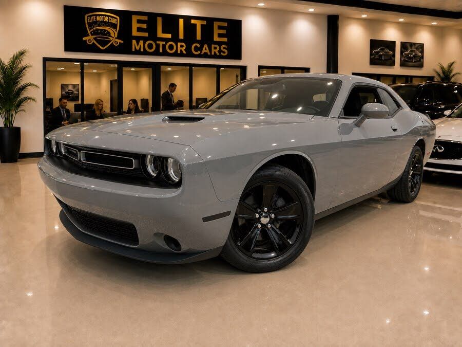 2019 DODGE Challenger