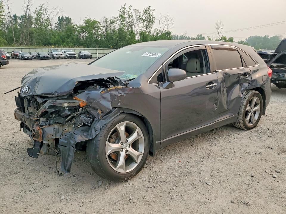 2011 TOYOTA Venza