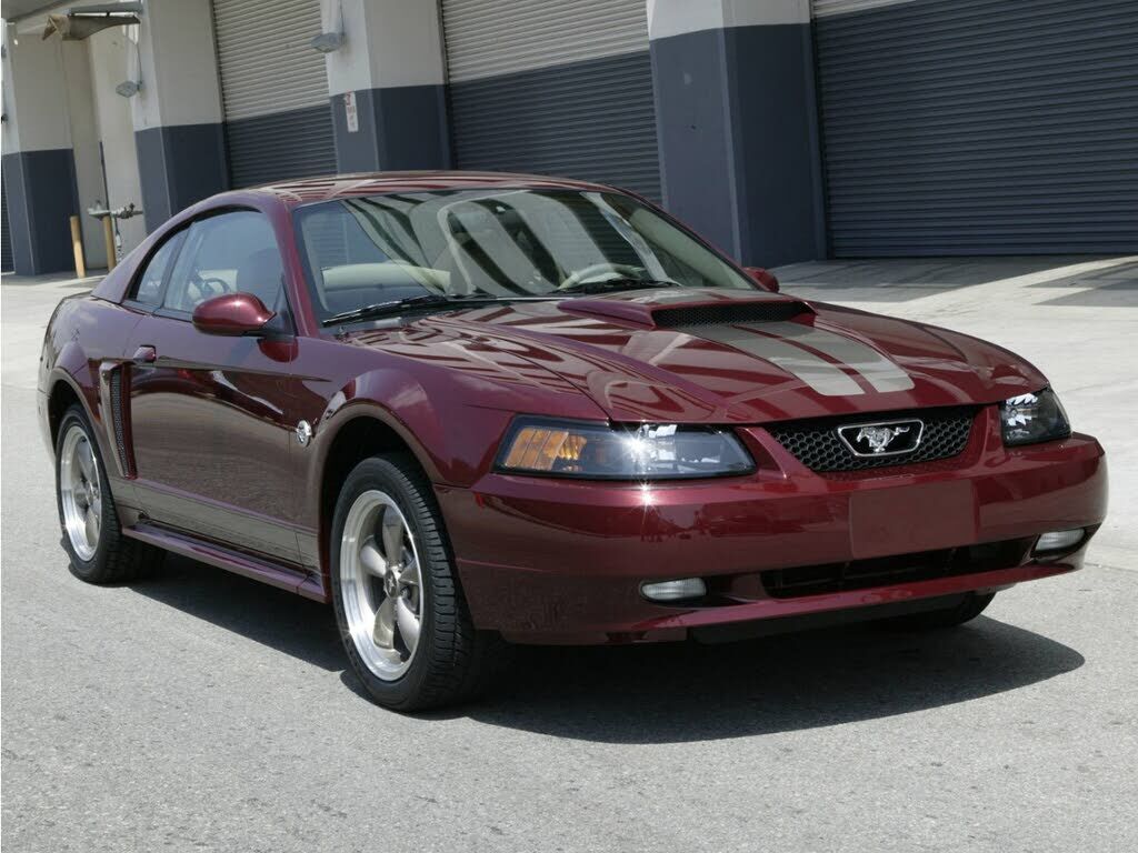 2004 FORD Mustang
