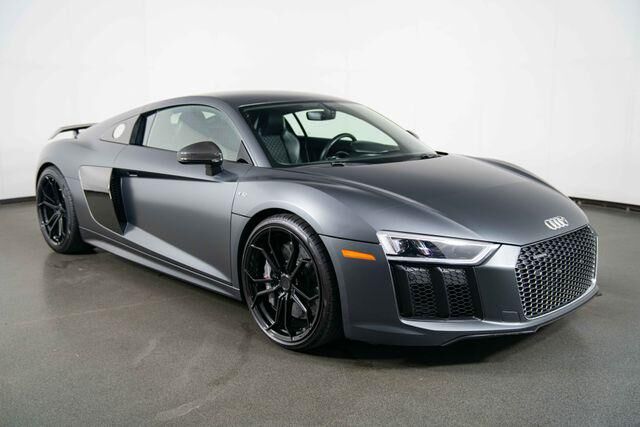 2017 AUDI R8