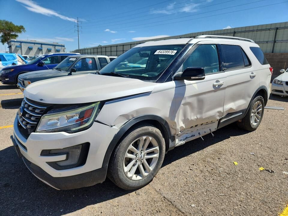 2017 FORD Explorer
