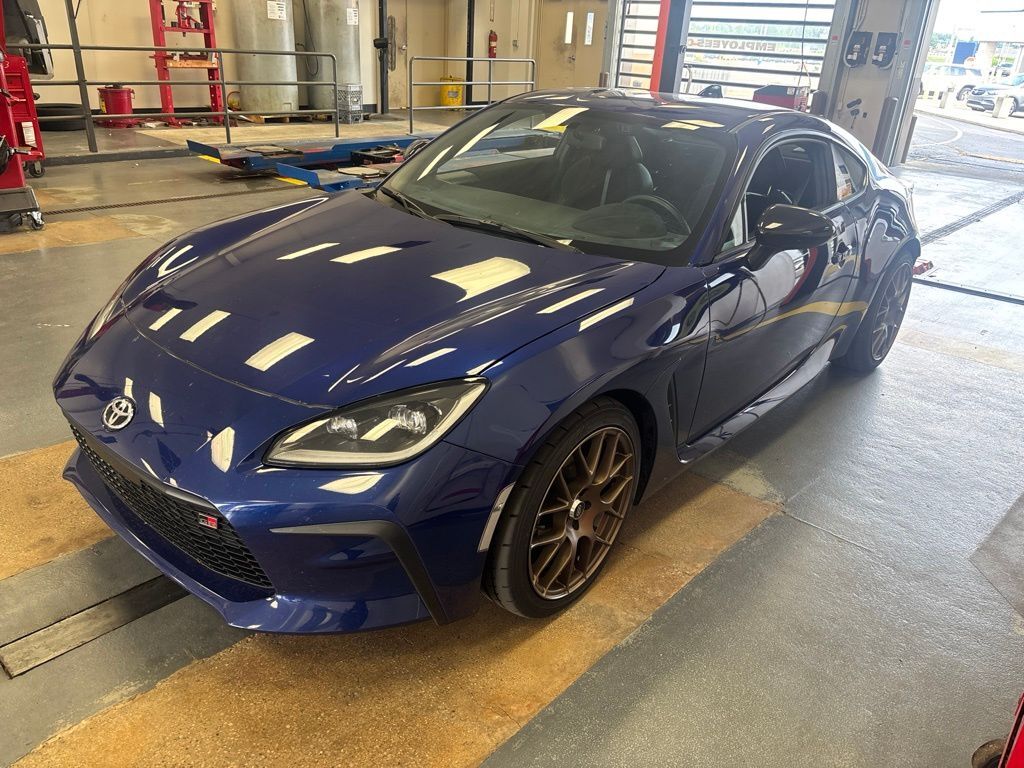 2024 TOYOTA GR86