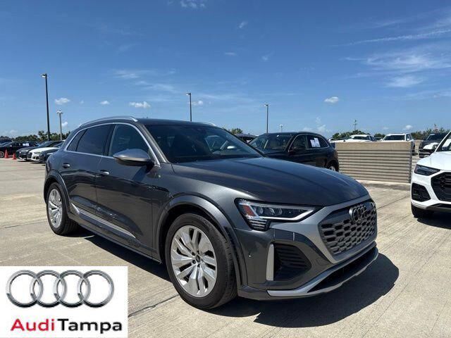2024 AUDI SQ8