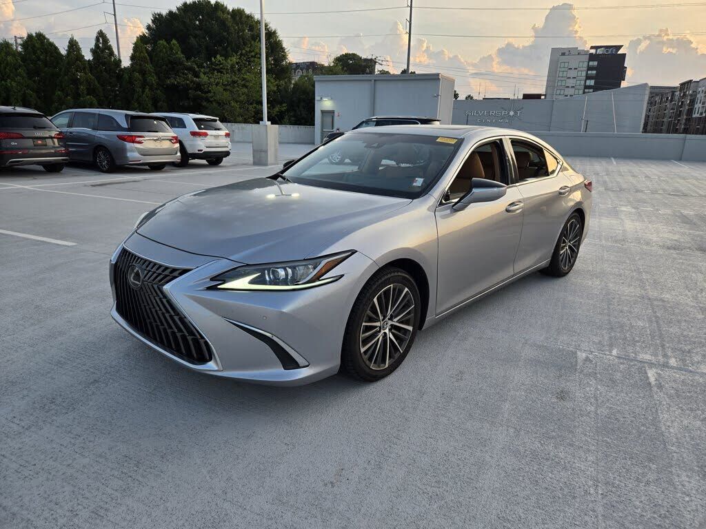 2023 LEXUS ES