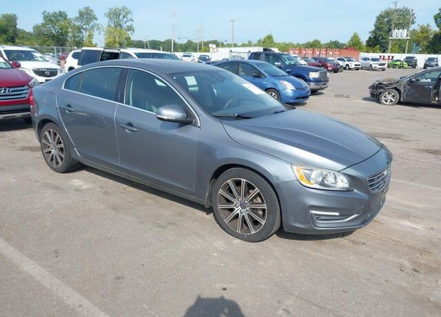 2016 VOLVO S60