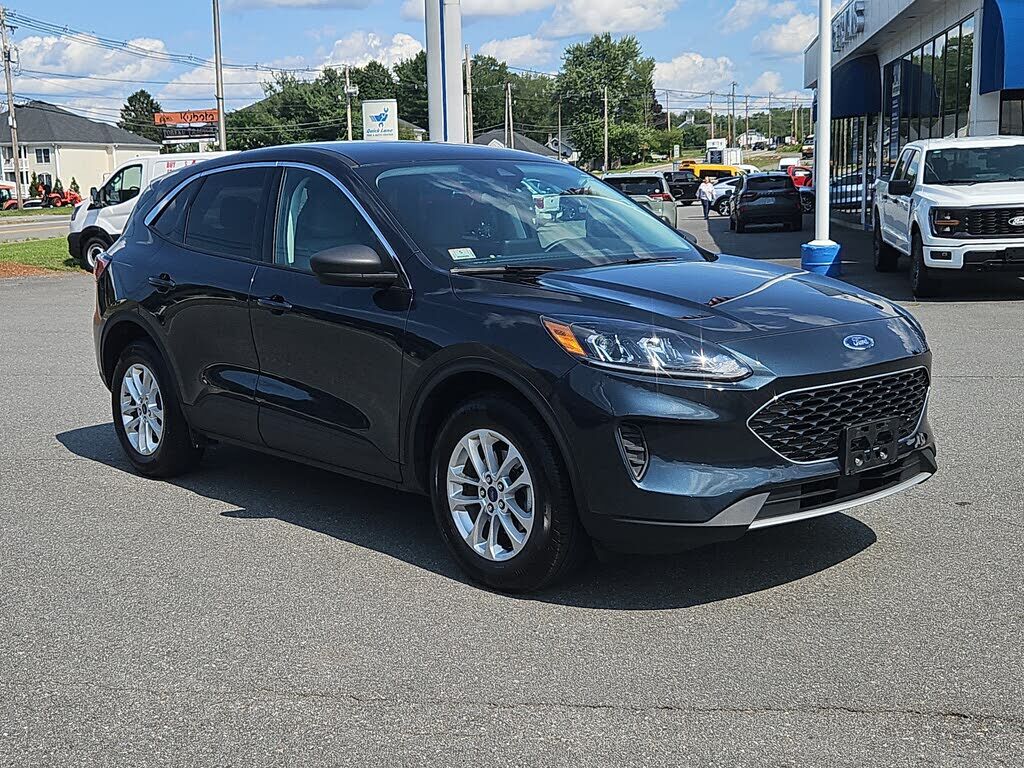 2022 FORD Escape
