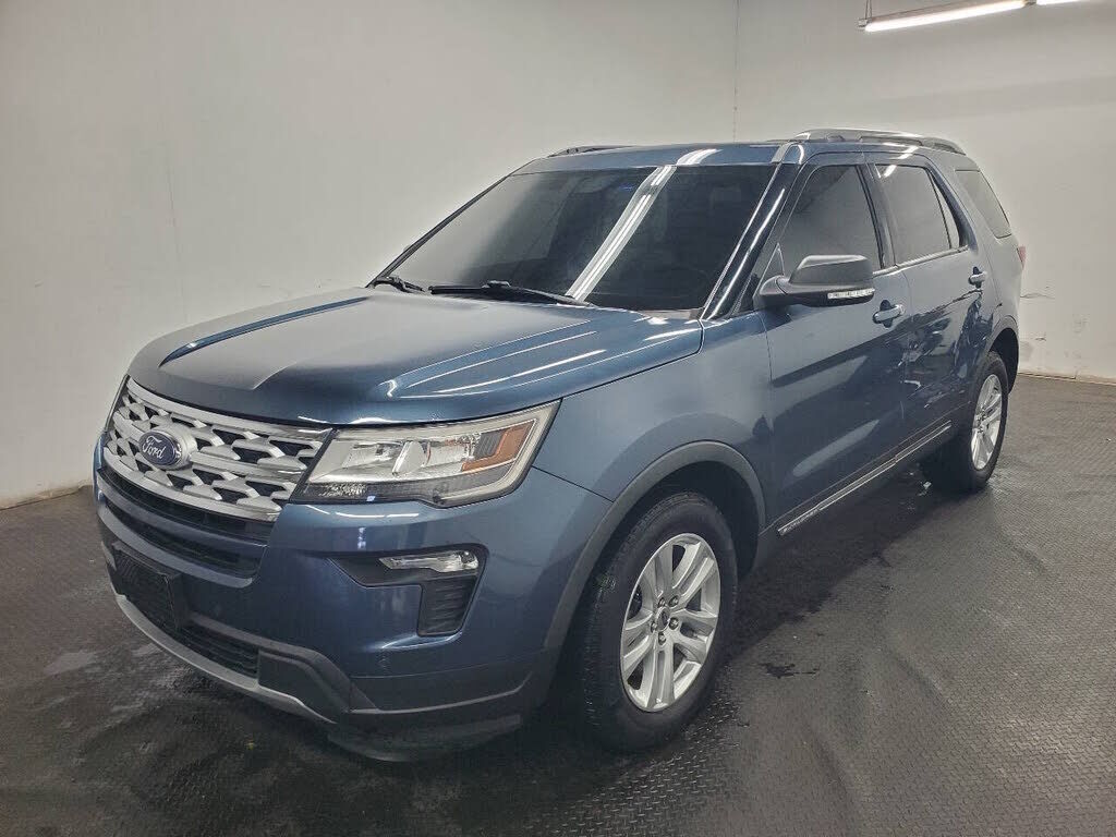 2019 FORD Explorer