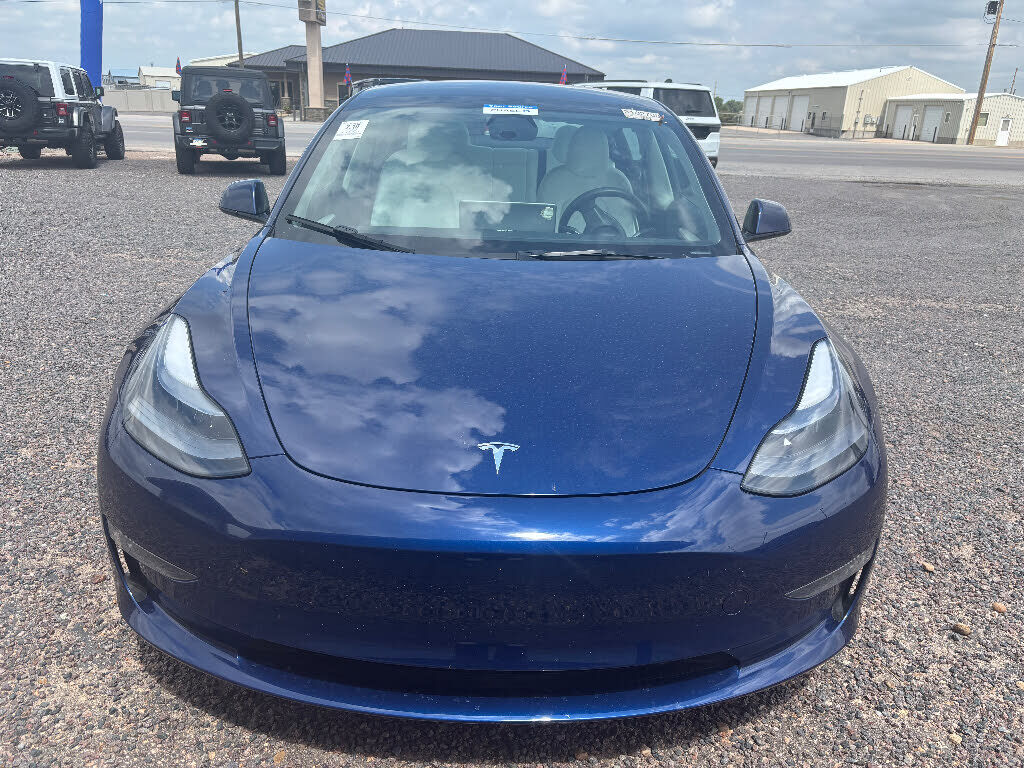 2023 TESLA Model 3