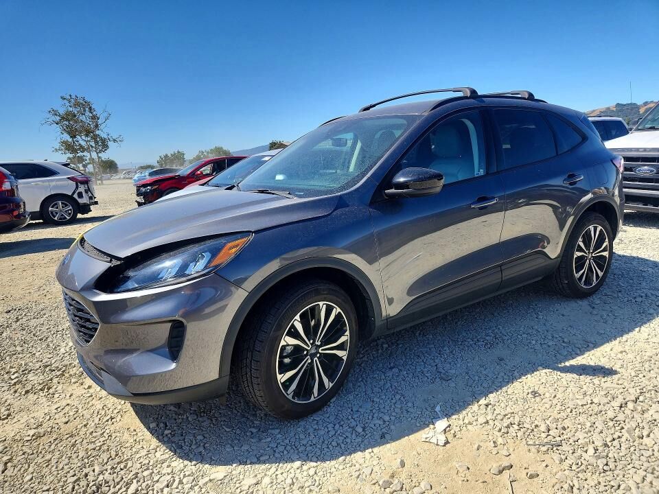2021 FORD Escape