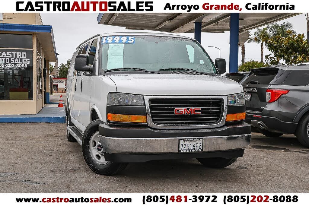 2017 GMC Savana