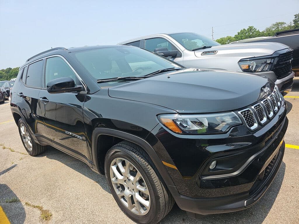 2023 JEEP Compass