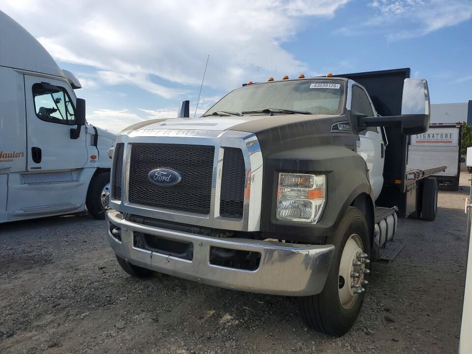 2017 FORD F-750