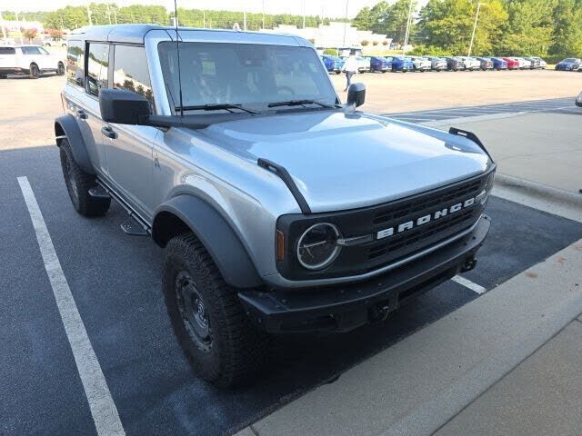 2024 FORD Bronco