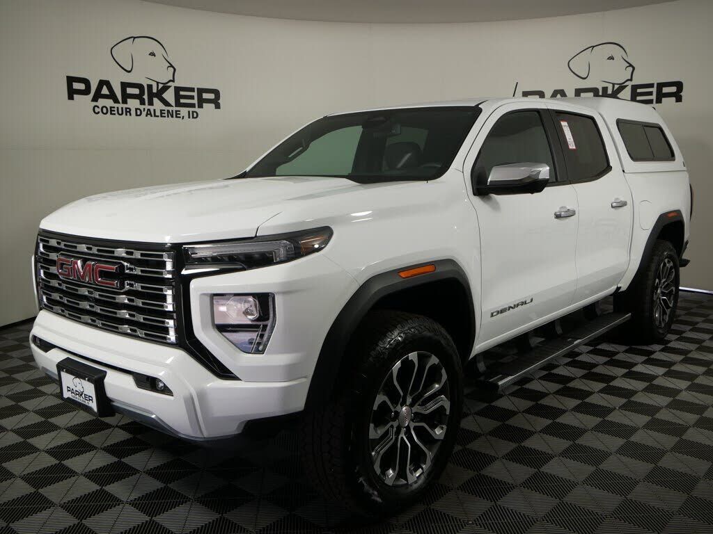 2024 GMC Canyon
