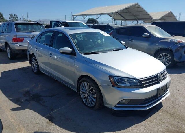 2015 VOLKSWAGEN Jetta