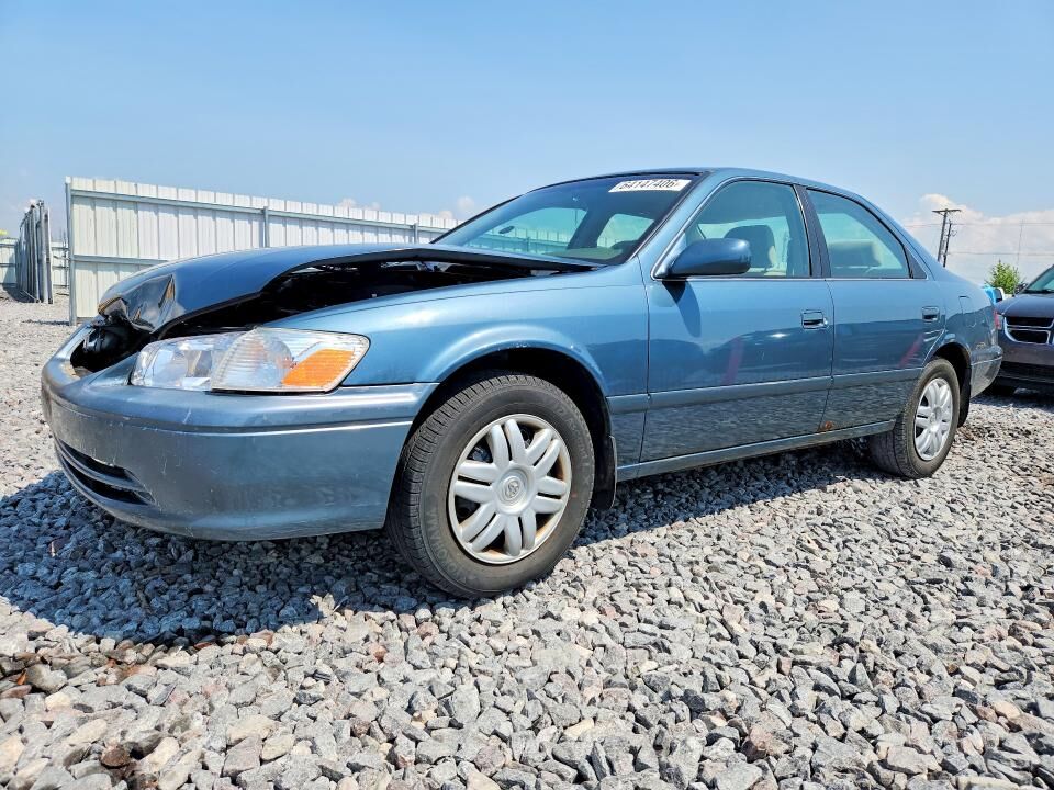 2001 TOYOTA Camry