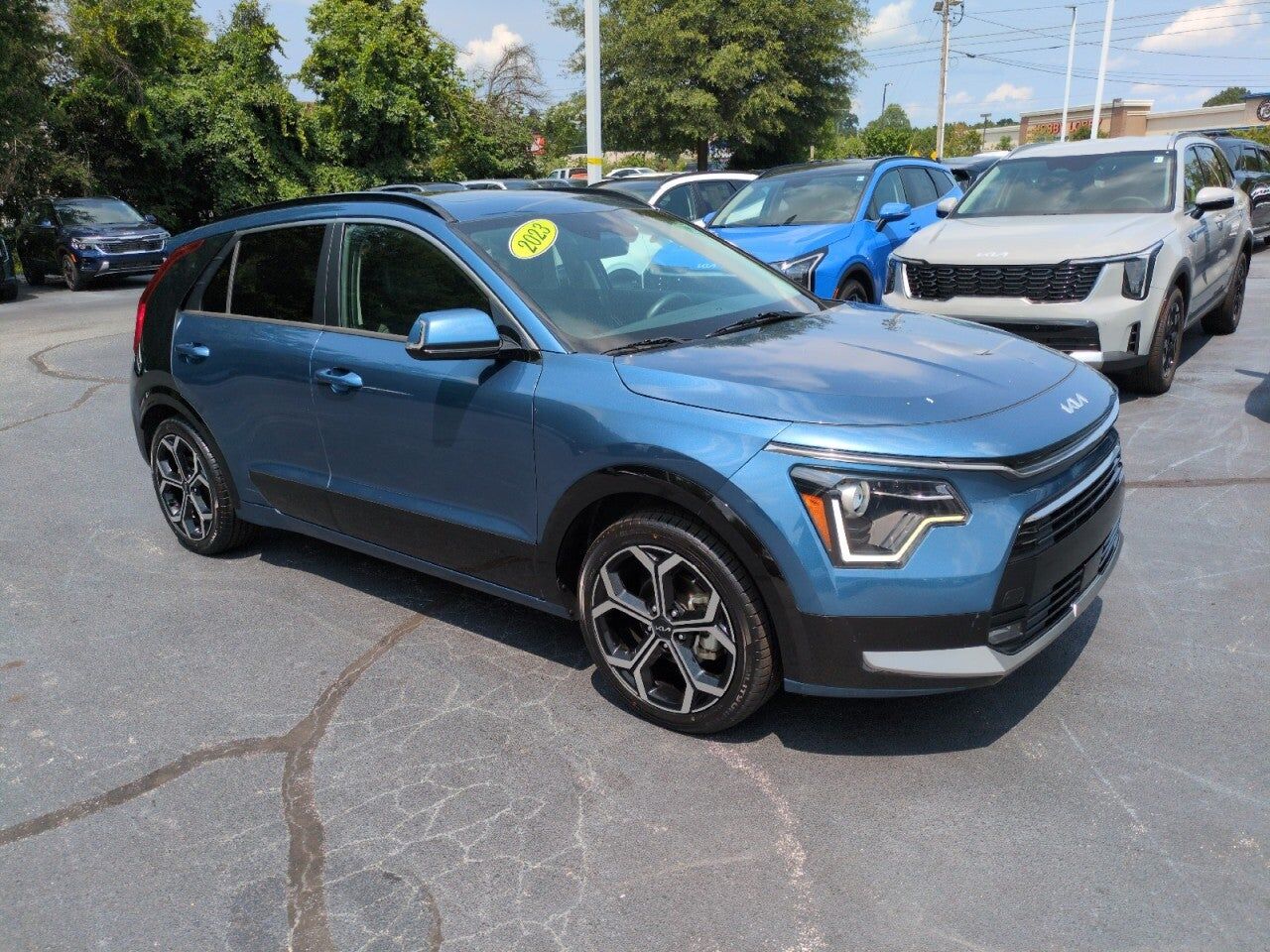 2023 KIA Niro