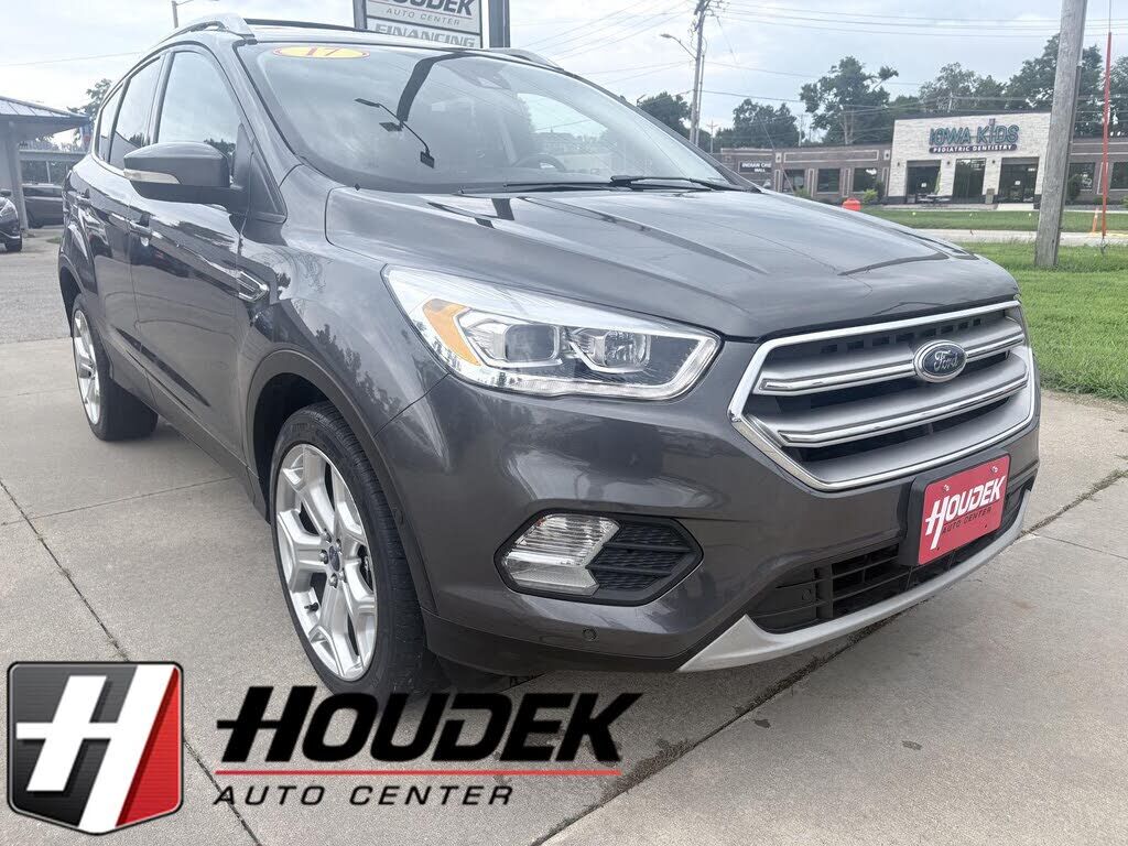2017 FORD Escape