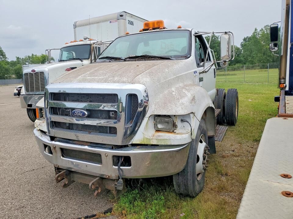 2006 FORD F-650