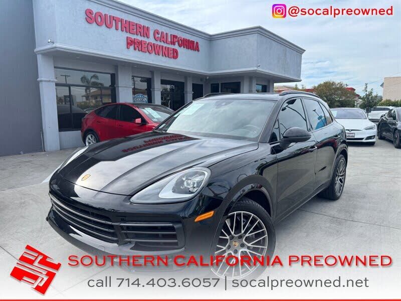 2023 PORSCHE Cayenne