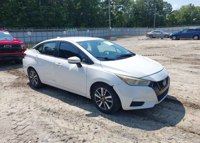 2021 NISSAN Versa