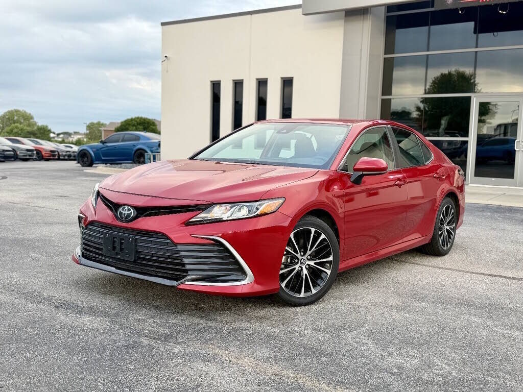 2024 TOYOTA Camry