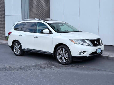 2015 NISSAN Pathfinder