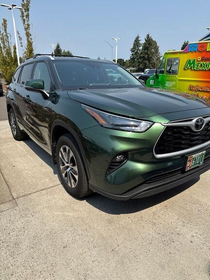2023 TOYOTA Highlander