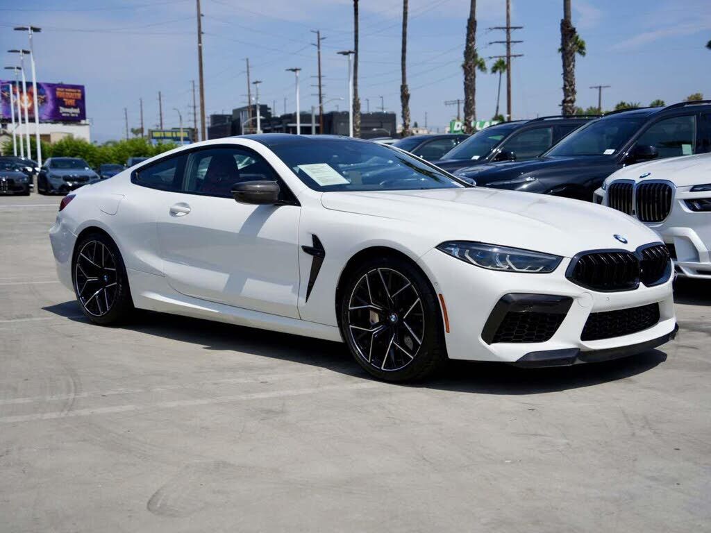 2024 BMW M8