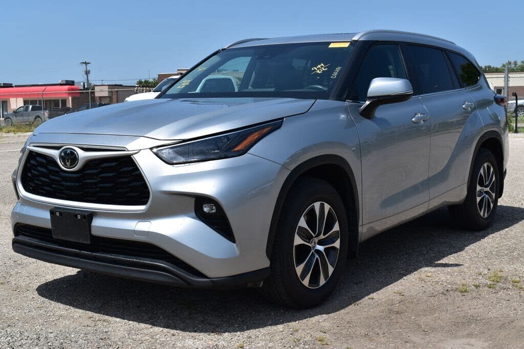 2025 TOYOTA Highlander