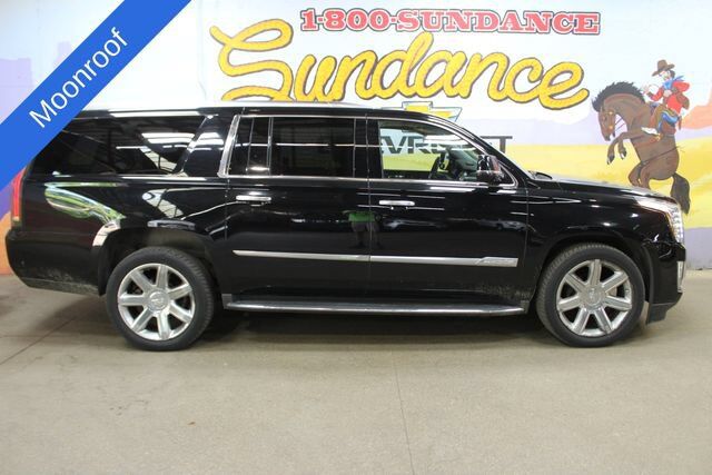2017 CADILLAC Escalade ESV