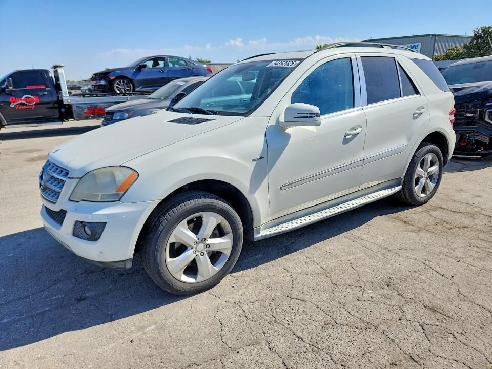 2011 MERCEDES-BENZ M-Class